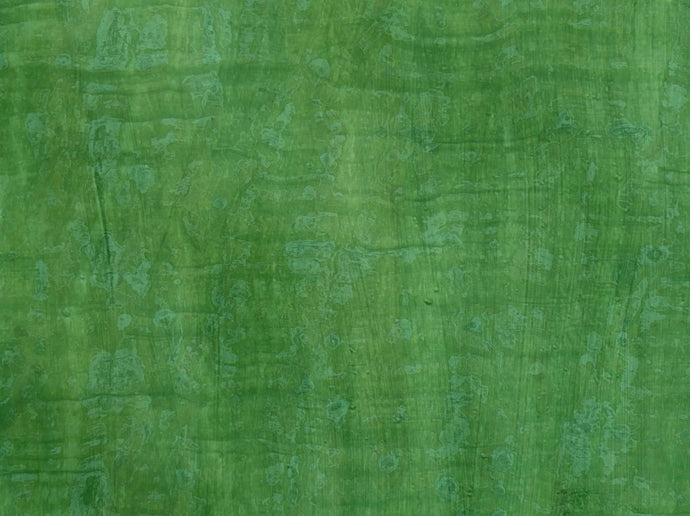 Green abstract art supports calm & clarity. The vibrant art provides people to experience relaxation & resilience. 